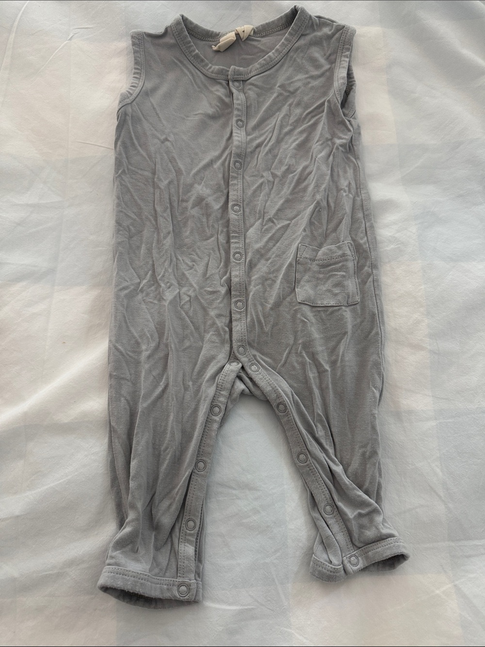 Kyte BABY Sleeveless Gray Snap-Front Romper